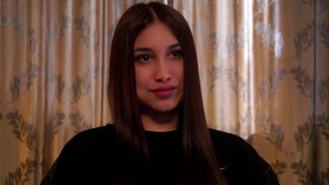 OLIVIA  online show from April 14, 7:25 am