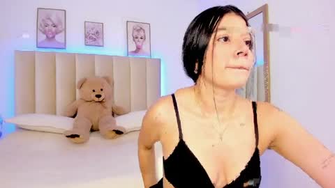 Snapshot of kathe_olsen chatting on May 2, 8:47 pm Kathe Olsen online show from May 2, 8:47 pm