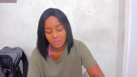 Snapshot of katherin_cruzz chatting on March 10, 12:15 pm katherin online show from March 10, 12:15 pm