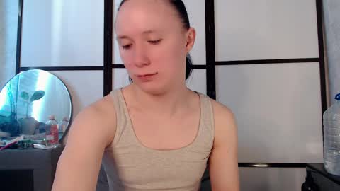 katherine_johnson online show from April 15, 5:14 am