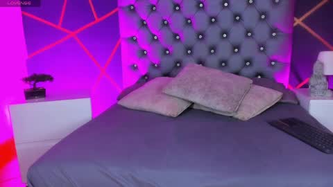 Snapshot of katherinee_scott chatting on June 6, 8:35 pm your kathe online show from June 6, 8:35 pm