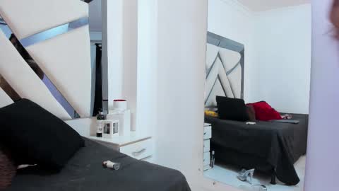 Katherine Foster online show from September 10, 5:13 pm