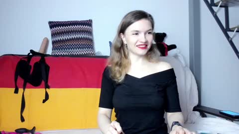 Snapshot of katherinemidnight chatting on January 16, 3:35 pm Katherine online show from January 16, 3:35 pm