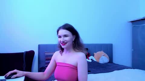 Snapshot of katherinemidnight chatting on October 18, 7:20 am Katherine online show from October 18, 7:20 am