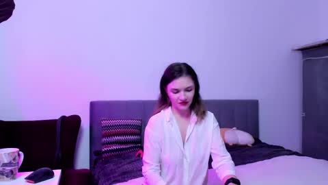 Snapshot of katherinemidnight chatting on October 31, 3:57 pm Katherine online show from October 31, 3:57 pm