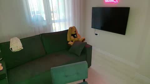 Snapshot of katherinepinke chatting on December 19, 10:02 am katherinepinke online show from December 19, 10:02 am