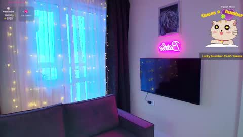 Snapshot of katherinepinke chatting on January 14, 6:13 am katherinepinke online show from January 14, 6:13 am