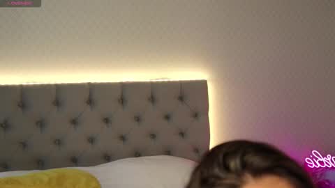 Snapshot of katherinepinke chatting on October 19, 5:30 am katherinepinke online show from October 19, 5:30 am