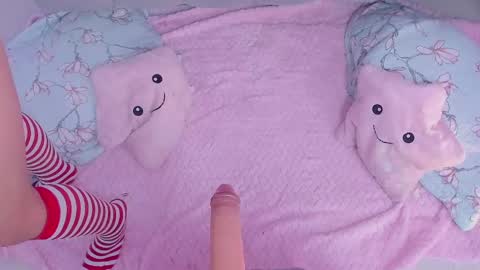 Snapshot of kathia_saenz chatting on February 6, 6:51 am Kathia  online show from February 6, 6:51 am