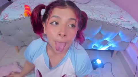 Snapshot of kathia_saenz chatting on March 11, 6:53 am Kathia  online show from March 11, 6:53 am