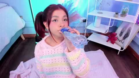 Snapshot of kathia_saenz chatting on September 11, 3:39 am Kathia  online show from September 11, 3:39 am