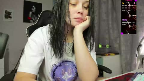 Snapshot of kathiekat chatting on January 16, 7:07 am Kathie online show from January 16, 7:07 am