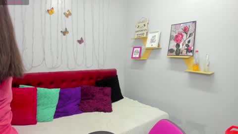 Paola online show from February 1, 12:37 pm