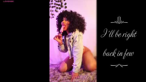 Snapshot of kathleen_brown chatting on January 3, 8:32 pm Katherine online show from January 3, 8:32 pm