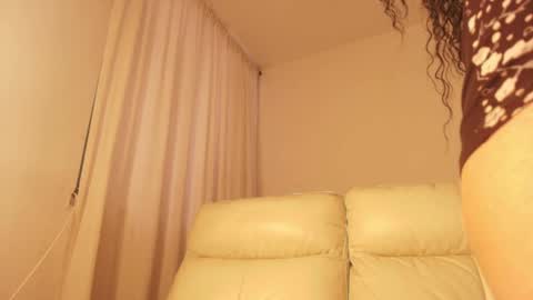 Snapshot of kathleen_brown chatting on February 12, 8:18 pm Katherine online show from February 12, 8:18 pm