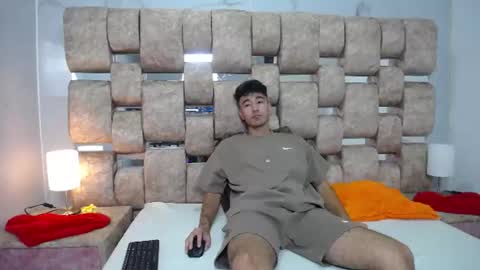Kaht y Aiden online show from July 25, 2:58 pm