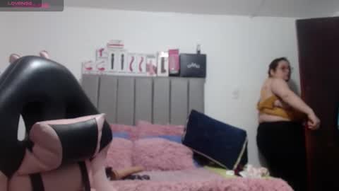 Snapshot of kathybigboobsbbw_ chatting on October 18, 8:53 pm kathybigboobsbbw_ online show from October 18, 8:53 pm