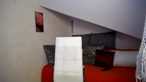 Snapshot of kathylovexxx chatting on February 20, 6:19 am Kathy online show from February 20, 6:19 am