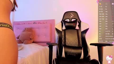 Snapshot of kathyy01 chatting on March 7, 4:22 pm valentina online show from March 7, 4:22 pm