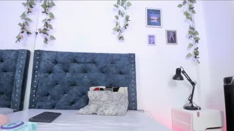 Snapshot of katia_777_ chatting on July 4, 2:34 pm KATALINA online show from July 4, 2:34 pm