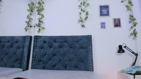 Snapshot of katia_777_ chatting on July 22, 10:34 pm KATALINA online show from July 22, 10:34 pm