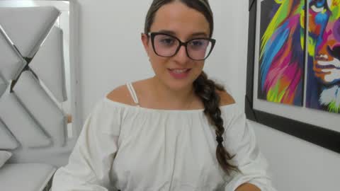 Snapshot of katia_foxx chatting on January 27, 6:52 pm Khaterine online show from January 27, 6:52 pm