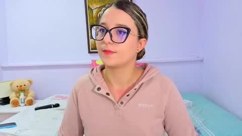 Snapshot of katia_foxx chatting on October 27, 11:58 am Khaterine online show from October 27, 11:58 am