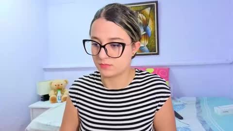 Snapshot of katia_foxx chatting on October 29, 12:07 pm Khaterine online show from October 29, 12:07 pm