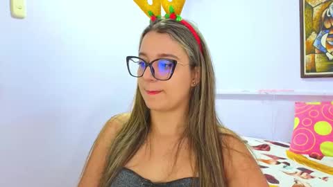 Snapshot of katia_foxx chatting on December 17, 12:11 pm Khaterine online show from December 17, 12:11 pm