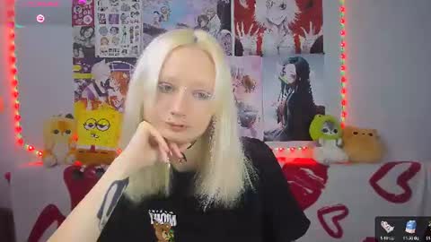Snapshot of katia_nabiee chatting on June 21, 4:04 am Katia online show from June 21, 4:04 am