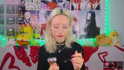Snapshot of katia_nabiee chatting on July 13, 4:26 am Katia online show from July 13, 4:26 am