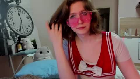 KatieNPZD online show from July 9, 1:26 pm