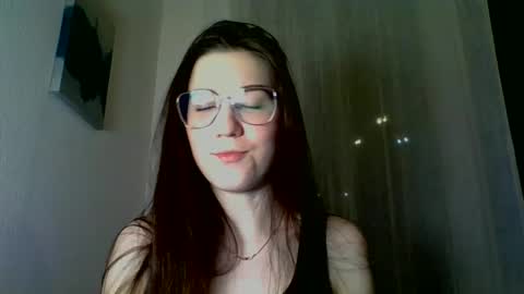 katie_foxi online show from January 23, 4:59 pm