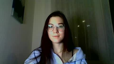 katie_foxi online show from January 25, 4:13 pm