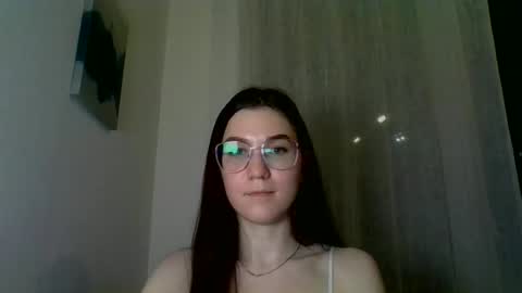 katie_foxi online show from March 5, 6:12 pm