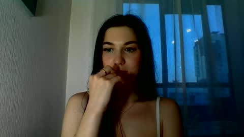 katie_foxi online show from June 11, 7:12 pm