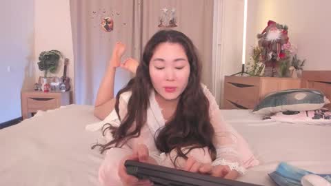 Snapshot of katie_ness chatting on December 20, 10:33 am Kate online show from December 20, 10:33 am