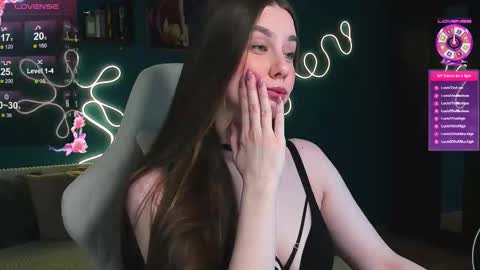 Snapshot of katie_taylorr chatting on September 29, 10:47 pm Katie online show from September 29, 10:47 pm