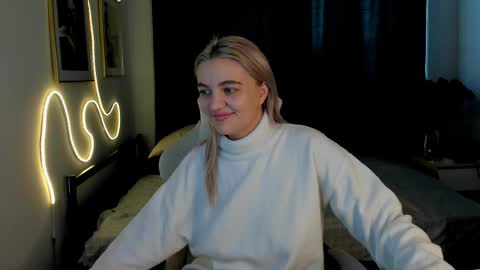 Katie online show from February 28, 6:25 am