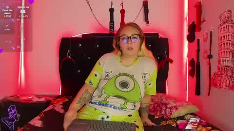 SHARON  KATIEE online show from April 24, 2:30 pm