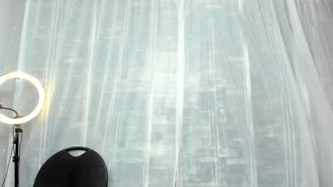Snapshot of katiegomez chatting on July 28, 7:39 pm Katie online show from July 28, 7:39 pm