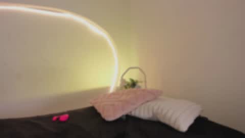 Katy  IGPeach kat666 online show from July 28, 3:21 pm
