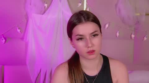 katiereeves online show from November 5, 5:35 pm