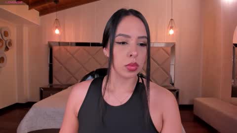 Snapshot of katiestonne chatting on November 25, 3:06 am Kate Stonne online show from November 25, 3:06 am