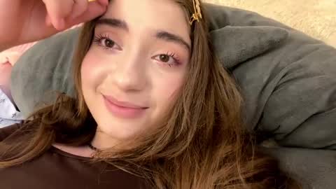 Rosie online show from June 8, 1:28 am