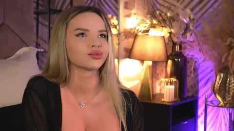 KatJolie online show from February 16, 9:11 pm