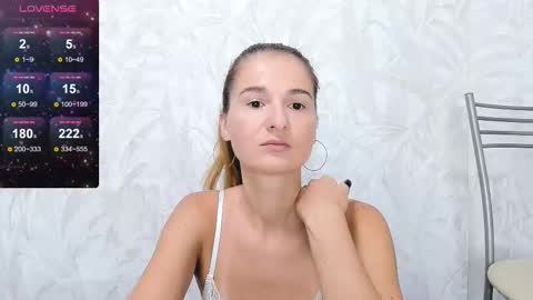 Snapshot of katrin_brook chatting on September 19, 4:58 am Katrin Brook online show from September 19, 4:58 am
