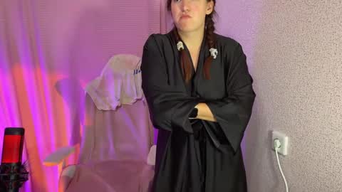   naked in pvt show 100 tk online show from October 7, 9:12 pm