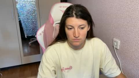 Snapshot of katrin_kristal chatting on May 13, 12:13 pm naked in pvt show 100 tk online show from May 13, 12:13 pm
