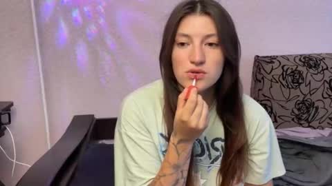 Snapshot of katrin_kristal chatting on June 2, 11:56 am naked in pvt show 100 tk online show from June 2, 11:56 am